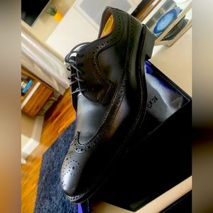 Allen Edmonds wing Tip.